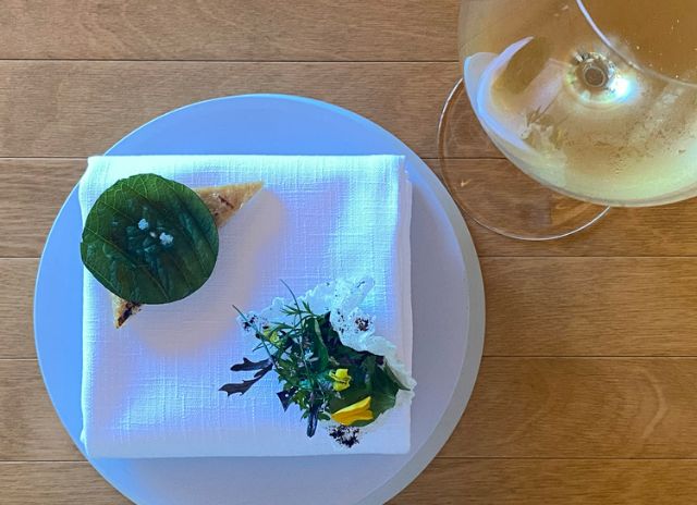 “Shishi-Iwa House Karuizawa” for a journey of famous architecture and gastronomy in Karuizawa