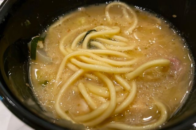 If you want to try Motsunabe by yourself in Hakata, try "Miso Motsunabe"! Miso Motsunabe with sweetness from the vegetables and garlic |【Hakata Motsunabe Yamanaka Hakata】