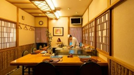 Travel to taste the exceptionally fresh 'Machi-Zushi' (Town Sushi) inHimi, one of Japan's leading fishing towns