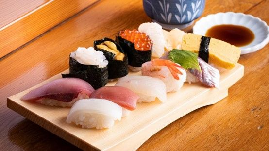 Travel to taste the exceptionally fresh 'Machi-Zushi' (Town Sushi) inHimi, one of Japan's leading fishing towns