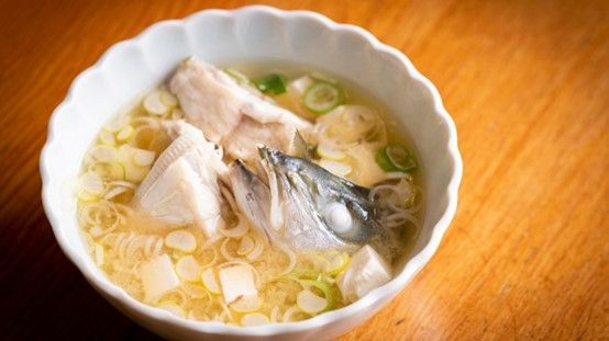 Travel to taste the exceptionally fresh 'Machi-Zushi' (Town Sushi) inHimi, one of Japan's leading fishing towns