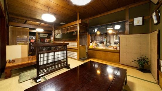 Travel to taste the exceptionally fresh 'Machi-Zushi' (Town Sushi) inHimi, one of Japan's leading fishing towns