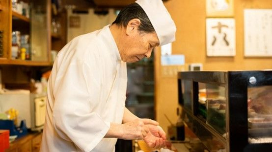 Travel to taste the exceptionally fresh 'Machi-Zushi' (Town Sushi) inHimi, one of Japan's leading fishing towns