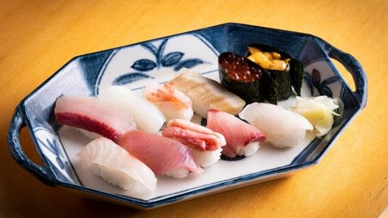 Travel to taste the exceptionally fresh 'Machi-Zushi' (Town Sushi) inHimi, one of Japan's leading fishing towns