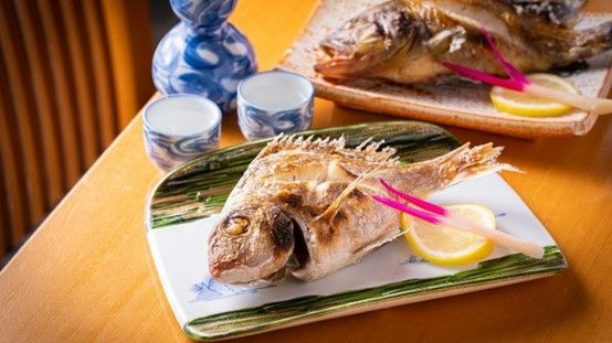 Travel to taste the exceptionally fresh 'Machi-Zushi' (Town Sushi) inHimi, one of Japan's leading fishing towns
