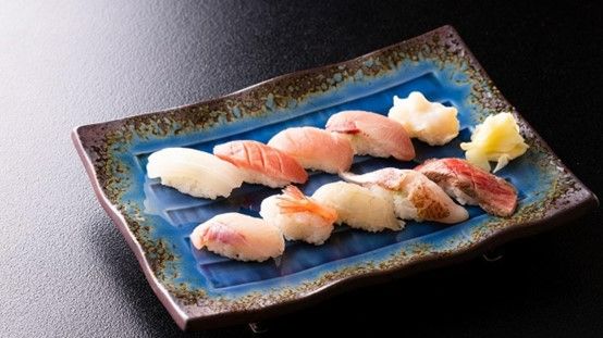 Travel to taste the exceptionally fresh 'Machi-Zushi' (Town Sushi) inHimi, one of Japan's leading fishing towns