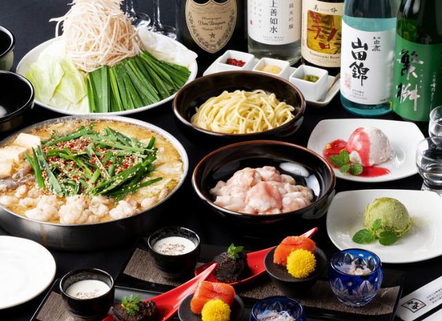Akasaka Branch Limited Menu"Akasaka Premium Course" featuring both a la carte dishes and Motsunabe