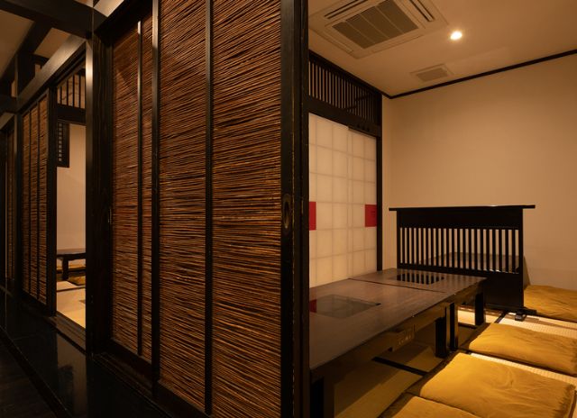 品嚐正宗的福岡"牛腸鍋"和人氣一品料理|【博多牛腸鍋  山中】