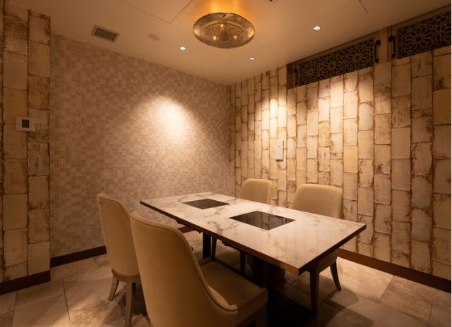 品嚐正宗的福岡"牛腸鍋"和人氣一品料理|【博多牛腸鍋  山中】