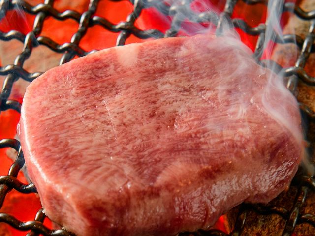 【東京平價燒肉推薦】嚴選13間必吃高CP值燒肉＆吃到飽名店
