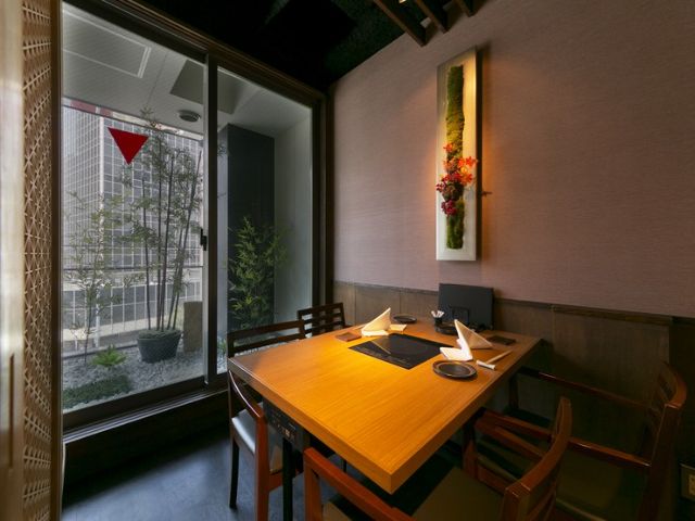 Experience Osaka's summer tradition,Tenjin festival! 5 restaurants to enjoy after the festival