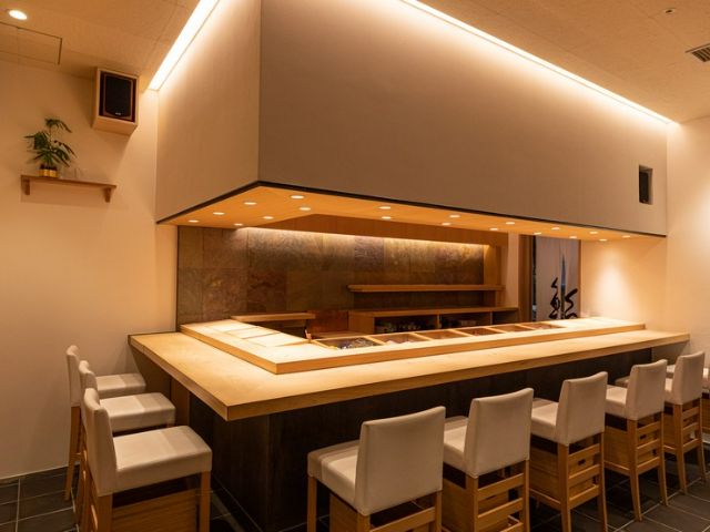 5 restaurants near the Tsukiji area where you can enjoy sushi in a private room.