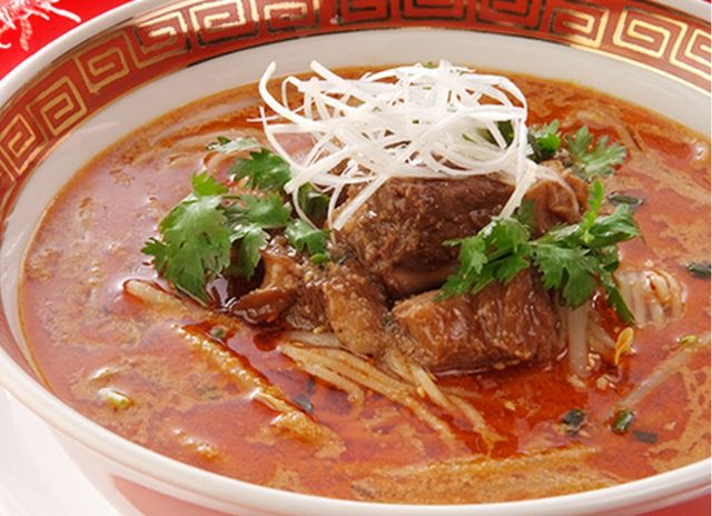 A place to enjoy the famous "Authentic Xiaolongbao," which always draws long queues, right inside the restaurant in Yokohama Chinatown.
