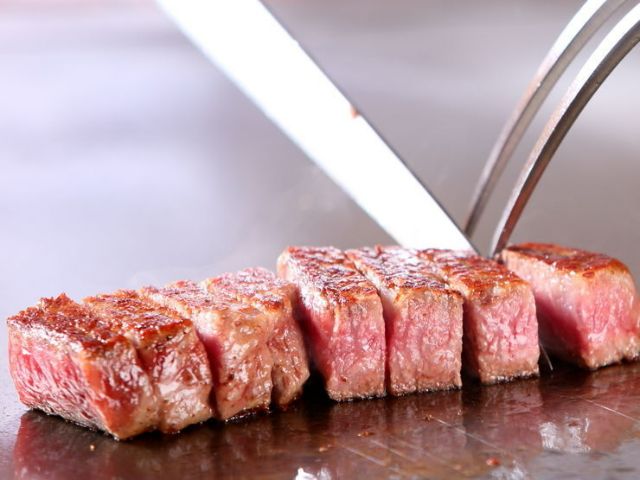 4. Beefsteak Kawamura Sannomiya main branch