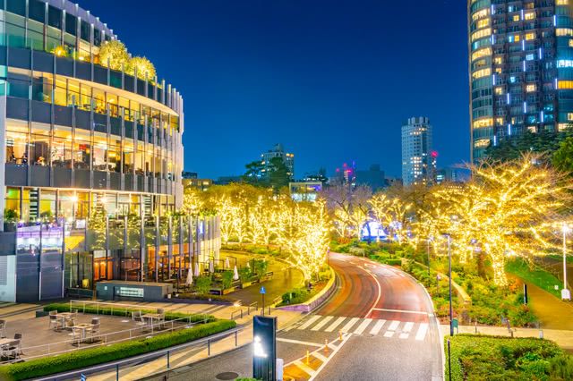 雙重享受 參觀日本冬天風物詩的點燈活動吃美食