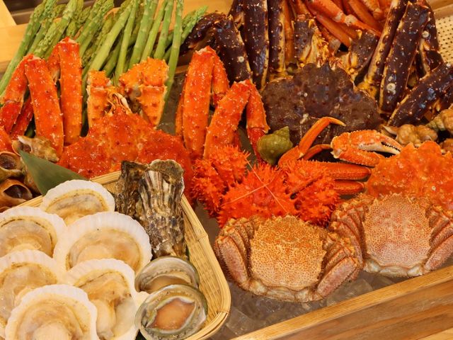 以实惠的价格品味直送自稚内的新鲜螃蟹。