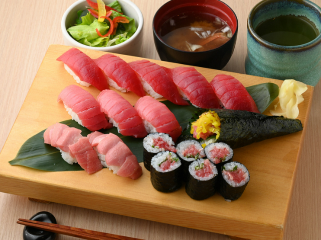Sushi Restaurants in Tokyo with English Services and Menus - Ideal for Foreign Visitors to Japan