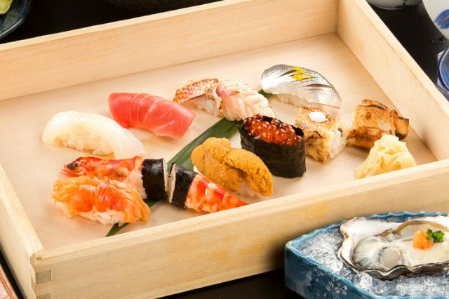 Sushi Restaurants in Tokyo with English Services and Menus - Ideal for Foreign Visitors to Japan