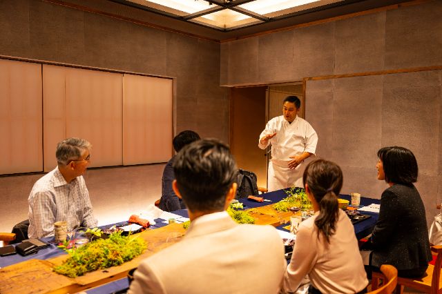 Enjoy a special experience at shrines and temples which have been registered as World Heritage Sites and National Treasures