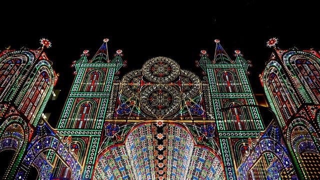 Admire Fantastic Wintery Scenery and More at the Kobe Luminarie!