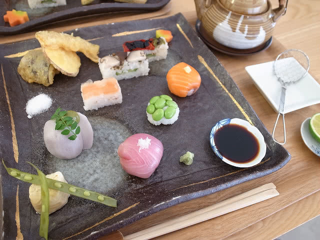 13.AWOMB(三条、四条烏丸、四条河原町)