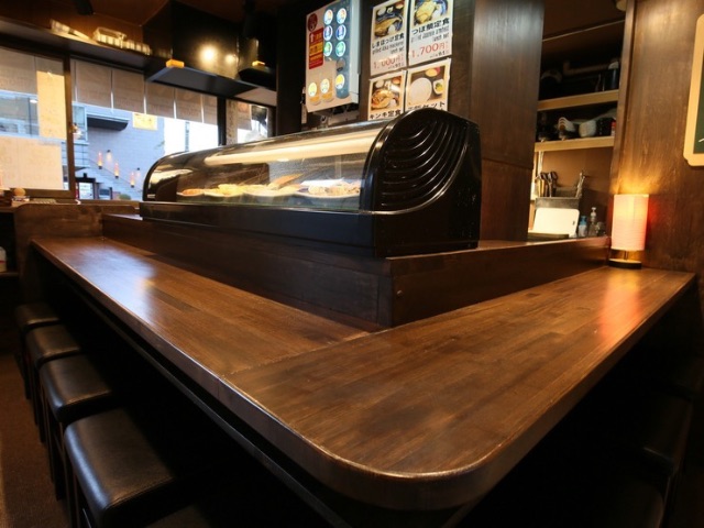 冬天去北海道必吃！讓您大快朵頤鱈場蟹的五家餐廳｜北海道