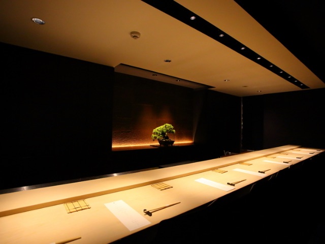 吸引您走進未知的美食世界,亦很適合成年人約會的5家高級炸串餐廳|東京