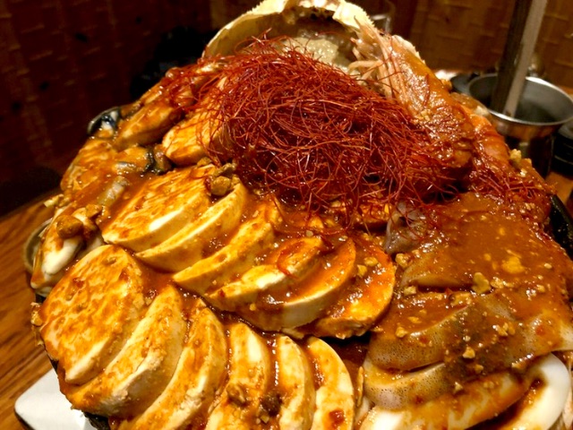 火鍋的季節到了！東京5家特色餐廳可以讓您品嚐到與眾不同、不斷變化的火鍋料理