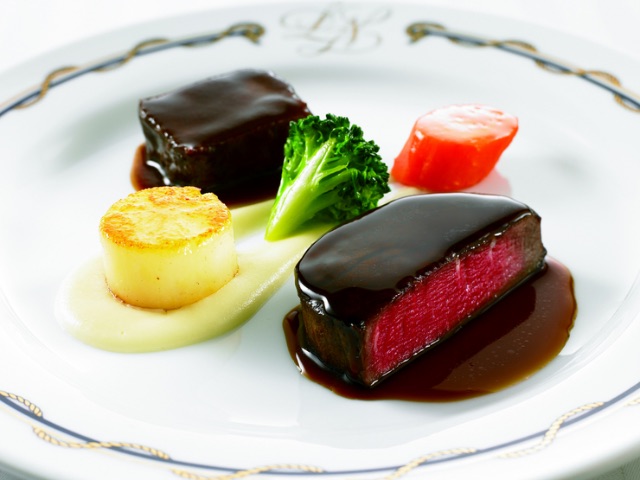 炒熱約會氣氛！能欣賞優美夜景的5家餐廳｜橫濱