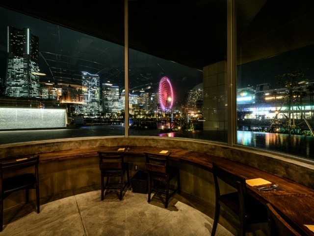 炒熱約會氣氛！能欣賞優美夜景的5家餐廳｜橫濱