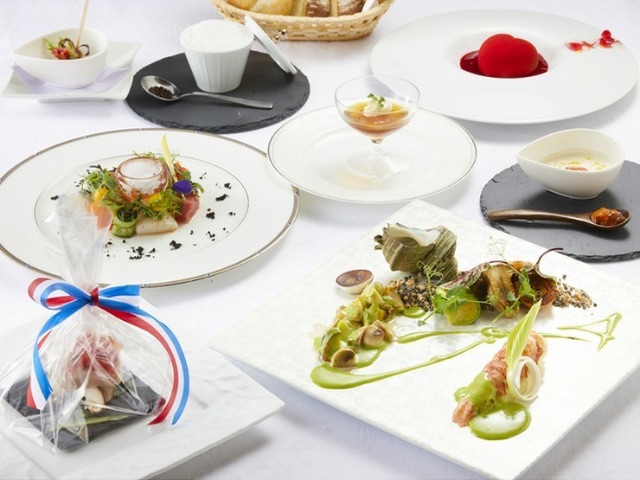 在熱海泡完名溫泉之後，想順道前往的氣氛絕佳的5家餐廳｜靜岡熱海