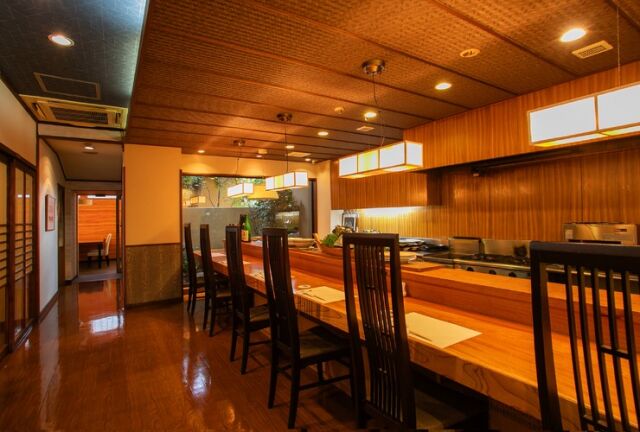 Sakanaya Soma Kurume Branch floor