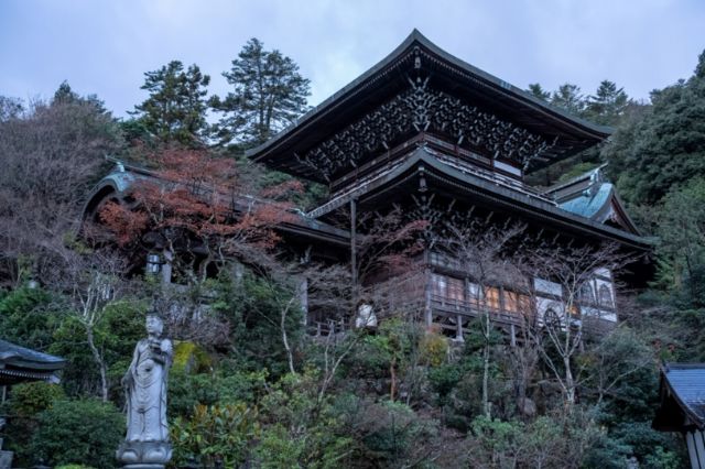 大聖院「福壽長壽儀式」～於摩尼殿進行晨間修行