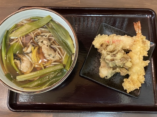 在寒冷的冬天,酒喝夠了,就令人想吃蕎麥麵來結束這一天─5家推薦的「蕎麥麵配酒」餐廳|hitosara編輯部推薦店家