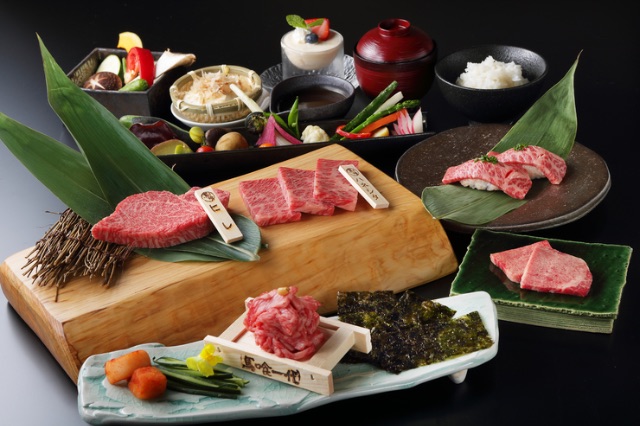 人均1萬日圓左右，適合小奢一把的肉類主題忘年會與新年聚會餐廳