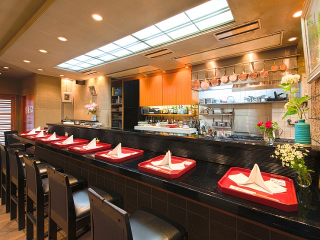 5 high-class French restaurants where you can spend a wonderful time with someone special / Osaka
