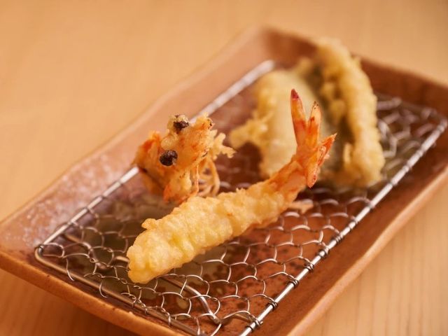 4. Sushi Komatsu