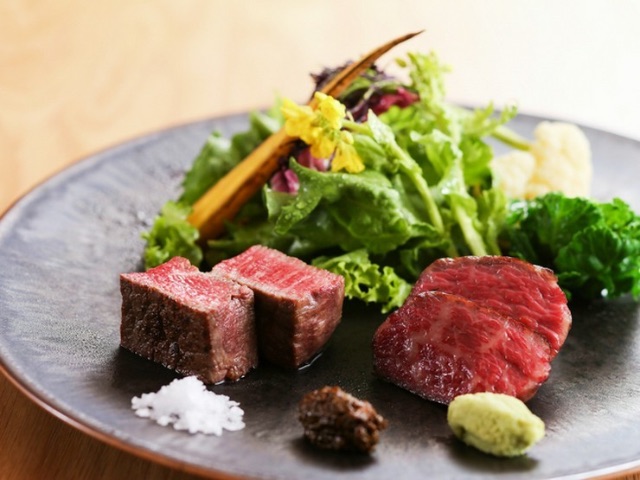 Enjoy both famous hot springs and gourmet food! 5 restaurants to stop by near a hot spring resort / Kinosaki hot springs and Arima hot springs, Hyogo