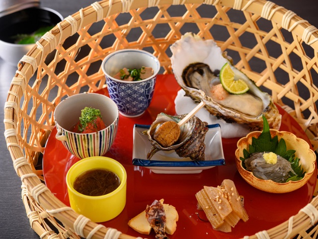 在能感受到日式風格的現代設計空間，享用Kuzushi割烹料理 