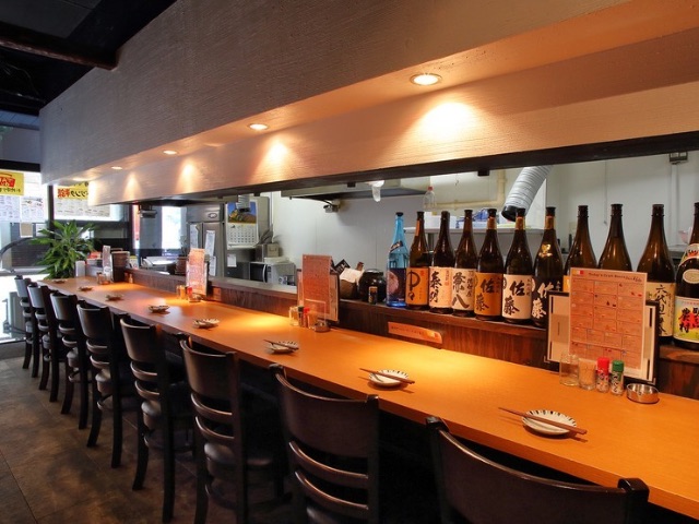 盡情享用講究烤雞肉串＆配菜的串烤店 