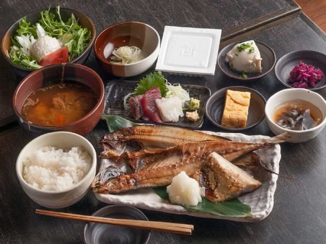 7. Asakusa Shokutsugai no Himonoya