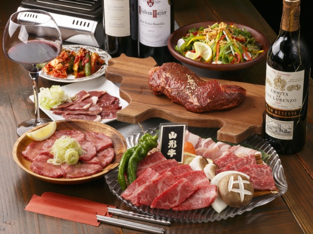 在放鬆的空間享用A5～A4等級山形牛母牛 