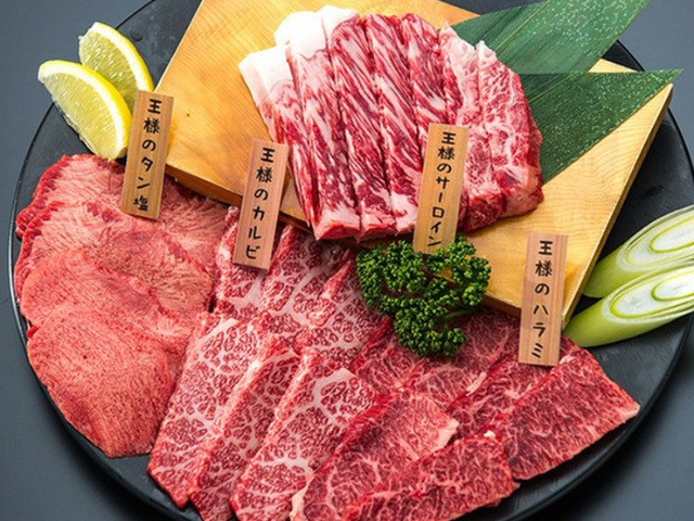 在日式現代風格的空間盡享優質山形牛肉，讓您永保國王般的心情 