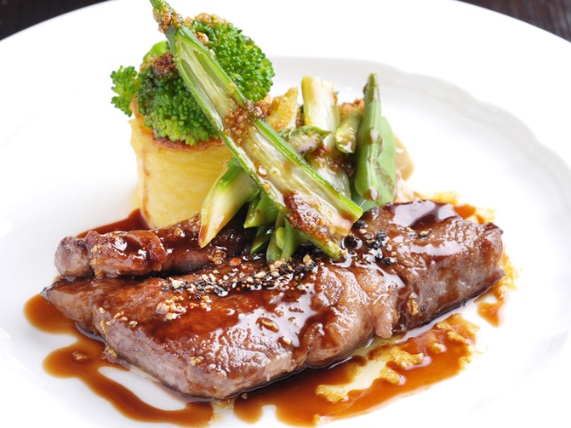 Tantalize your taste buds with Hida beef grilled over a fine flame