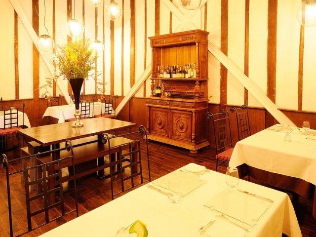 在非日常的靜謐空間中，享受感官共鳴的法式料理 