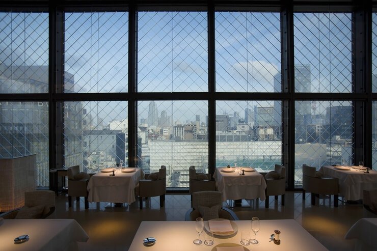2. BEIGE ALAIN DUCASSE TOKYO