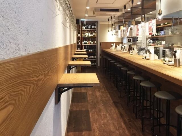 오사카에서 1,000 JPY 이하로 즐길 수 있는 15가지 특별한 점심 식사