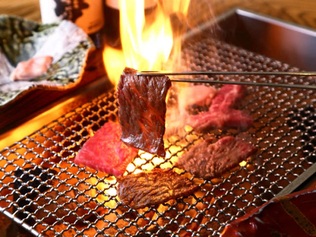 오사카에서 저렴하고 맛있는 야키니쿠 레스토랑 13곳