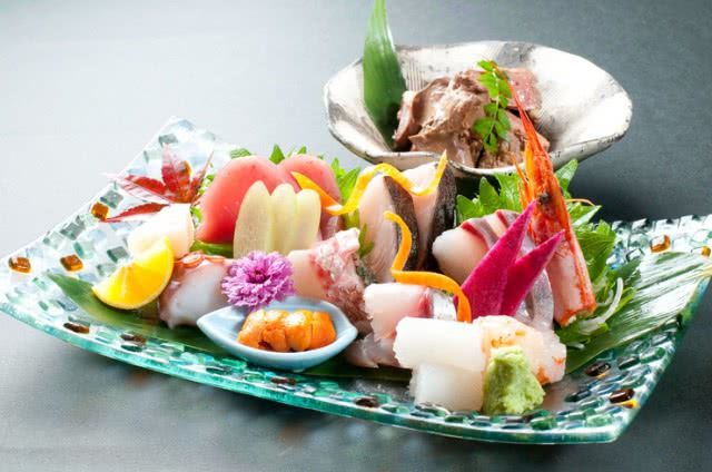 14. Japanese Restaurant Tsugu (Shijo Karasuma)