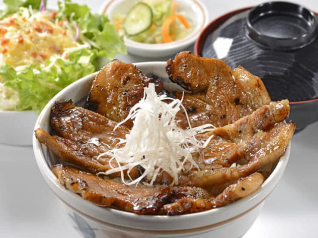 2.Tokachi-butadon Ippin Sapporo Station Stellar Place Branch